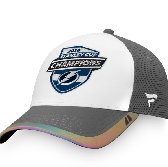 TAMPA BAY LIGHTNING STANLEY CUP HAT - Picture 3 of 4